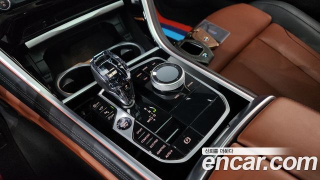 BMW 8-Series 2023 — photo 9