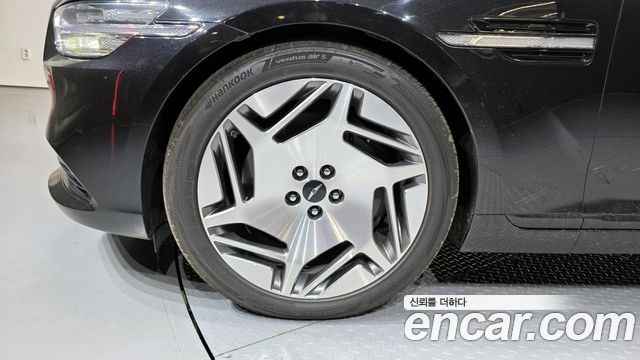 Genesis G90 2019 — photo 5