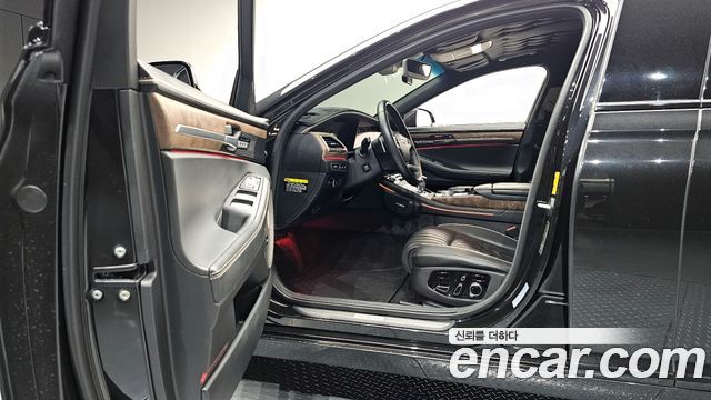 Genesis G90 2019 — photo 10