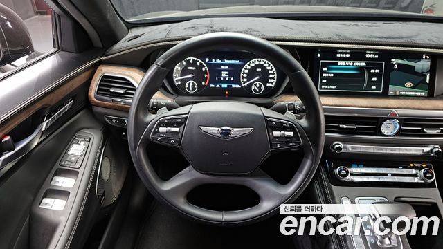 Genesis G90 2019 — photo 12