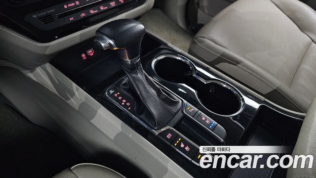 Kia Canival 2019 — photo 10