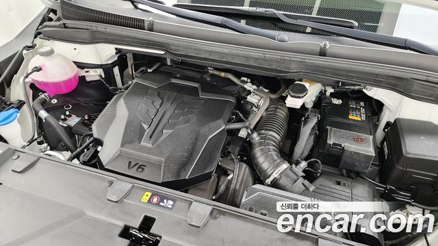 Kia Canival 2023 — photo 6