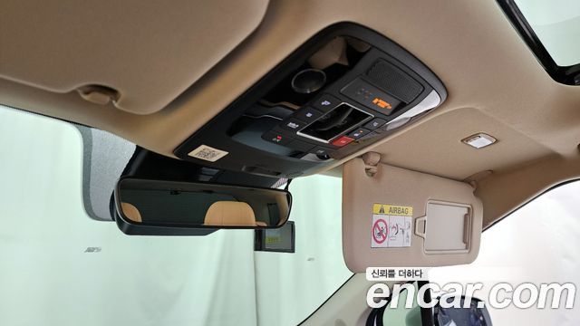 Kia Canival 2023 — photo 17