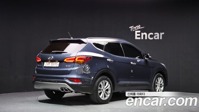Hyundai Santafe 2017 — photo 2