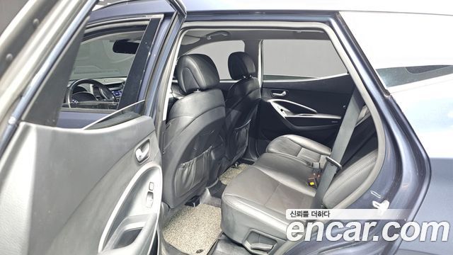 Hyundai Santafe 2017 — photo 13