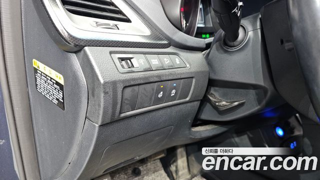 Hyundai Santafe 2017 — photo 18