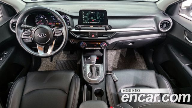 Kia K3 2021 — photo 7