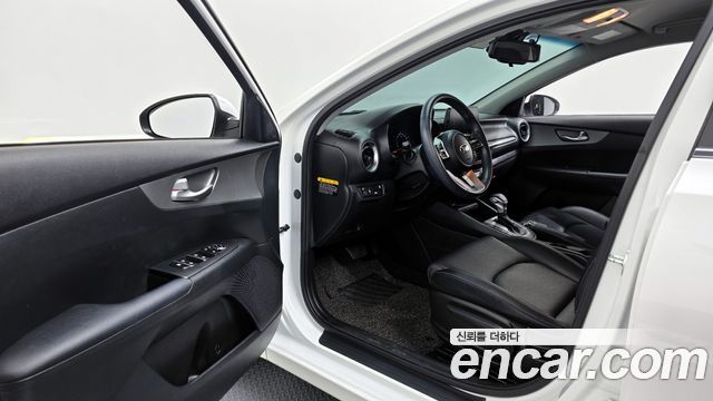 Kia K3 2021 — photo 11