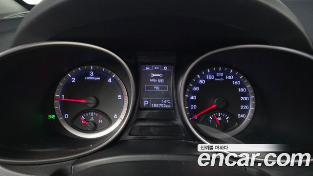 Hyundai Santafe 2015 — photo 8