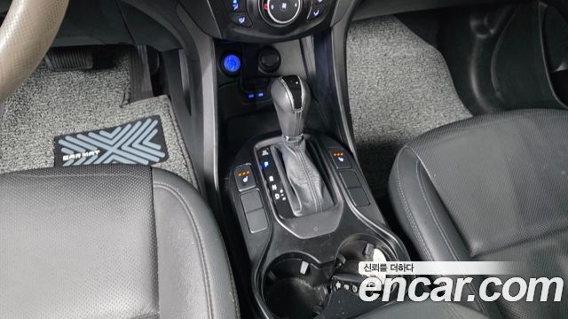 Hyundai Santafe 2015 — photo 9