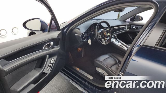 Porsche Panamera 2014 — photo 10