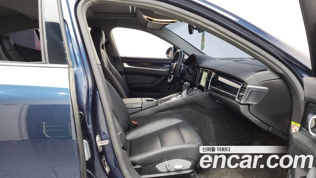 Porsche Panamera 2014 — photo 11