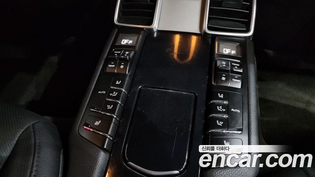 Porsche Panamera 2014 — photo 19