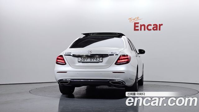 Mercedes-Benz E-Class 2018 — photo 4