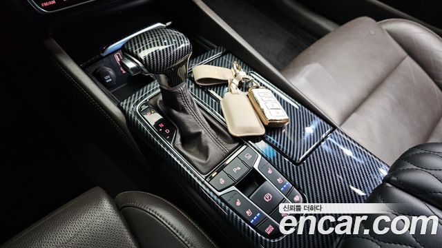 Kia K7 2016 — photo 9