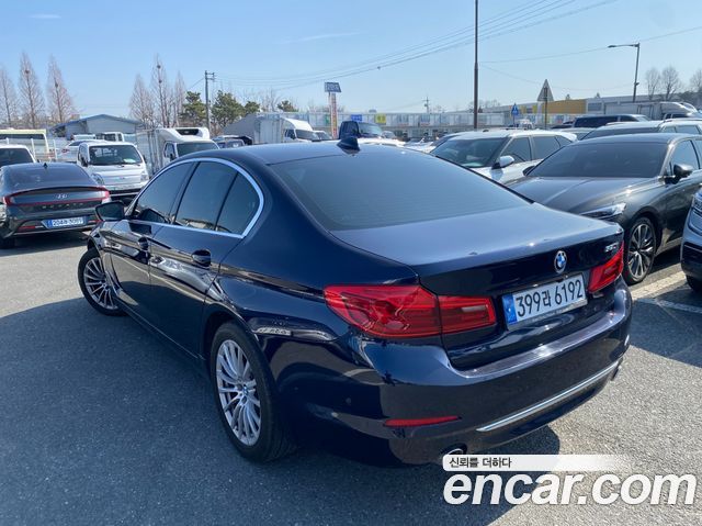 BMW 5-Series 2020 — photo 3