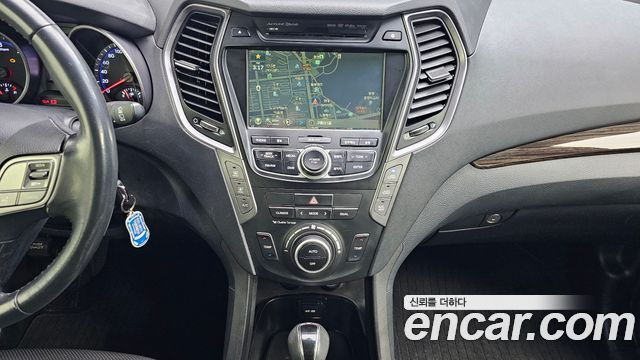 Hyundai Santafe 2015 — photo 16