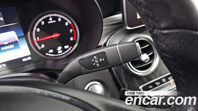 Mercedes-Benz GLC-Class 2019 — photo 9