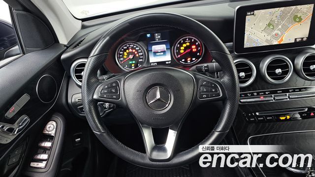 Mercedes-Benz GLC-Class 2019 — photo 13