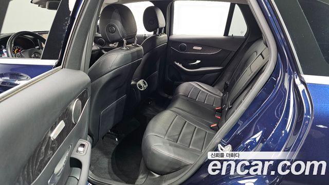 Mercedes-Benz GLC-Class 2019 — photo 17