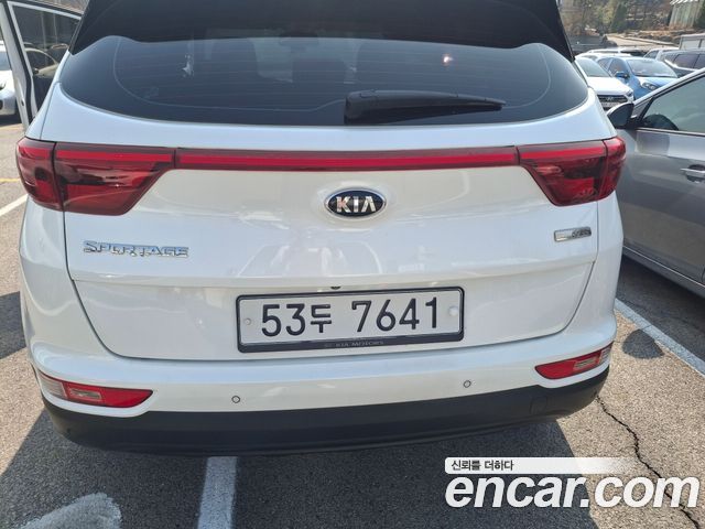 Kia Sportage 2018 — photo 2