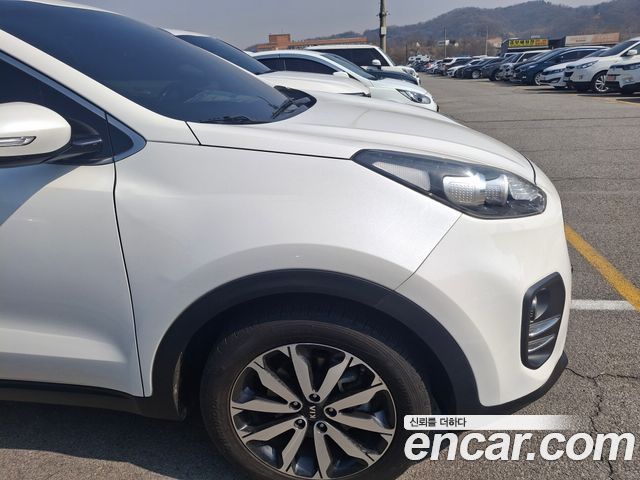 Kia Sportage 2018 — photo 3