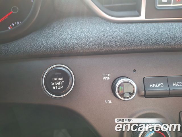 Kia Sportage 2018 — photo 10