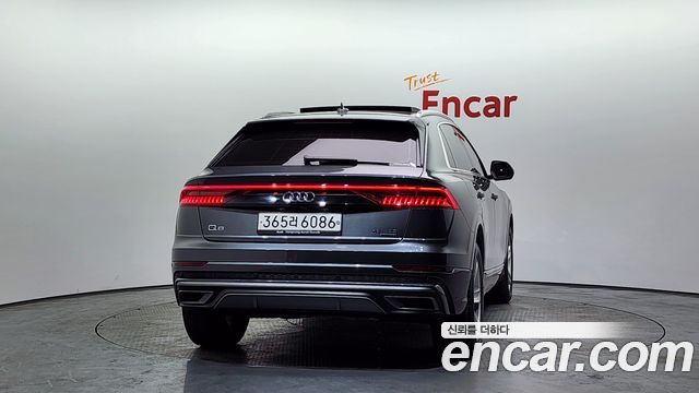 Audi Q8 2020 — photo 4