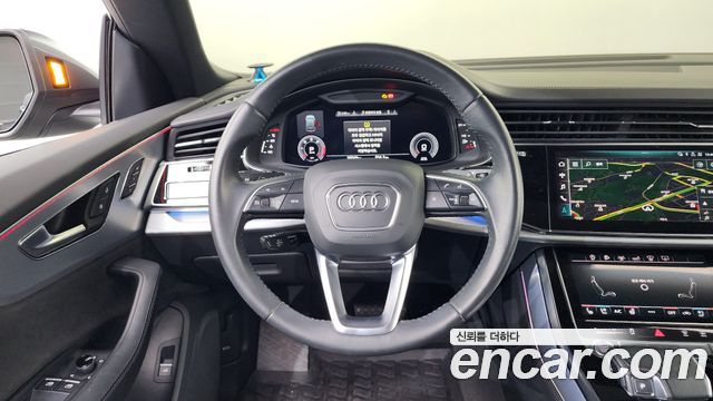 Audi Q8 2020 — photo 13