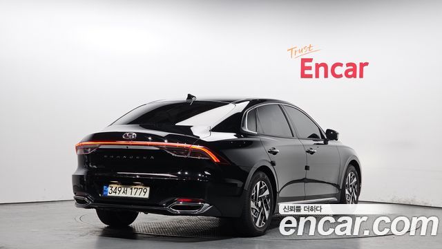 Hyundai Grandeur 2022 — photo 2