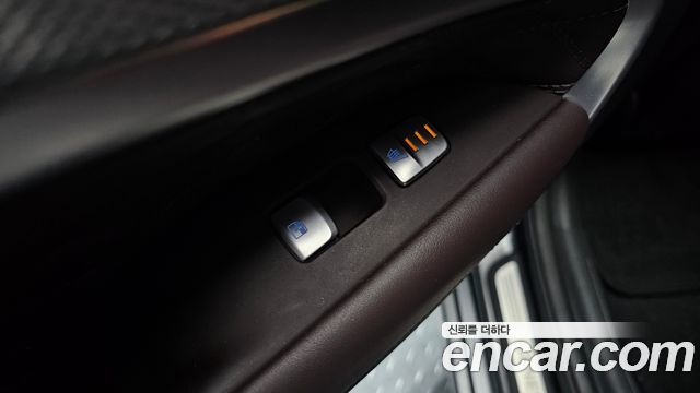 Genesis G70 2021 — photo 18