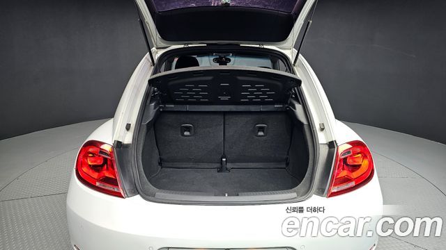 Volkswagen Beatle 2015 — photo 20