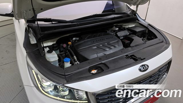 Kia Canival 2019 — photo 6