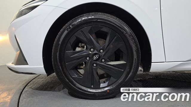 Hyundai AVANTE 2023 — photo 5
