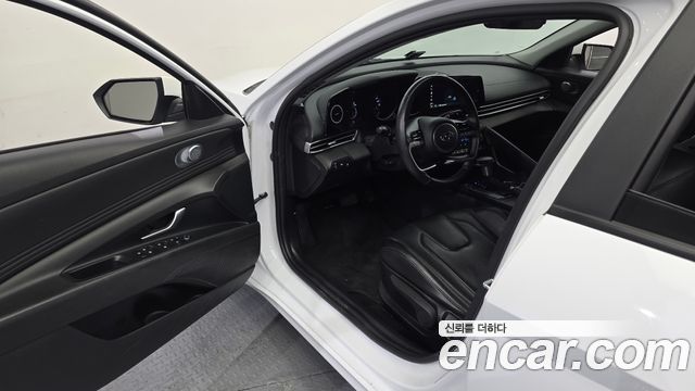 Hyundai AVANTE 2023 — photo 10