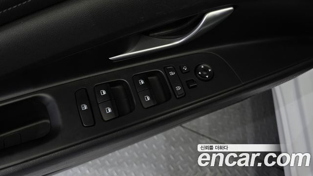 Hyundai AVANTE 2023 — photo 14
