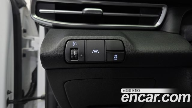 Hyundai AVANTE 2023 — photo 15
