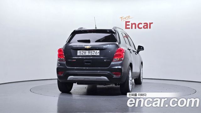 Chevrolet Korea Trax 2018 — photo 4