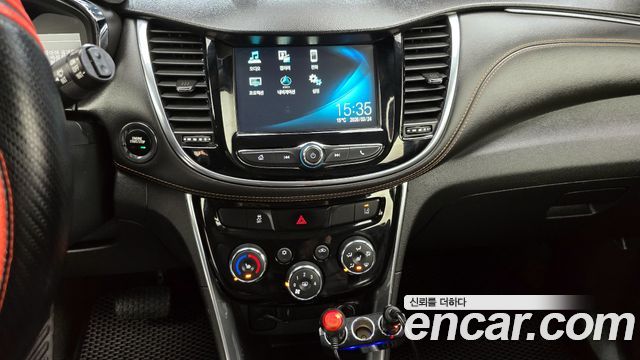 Chevrolet Korea Trax 2018 — photo 15