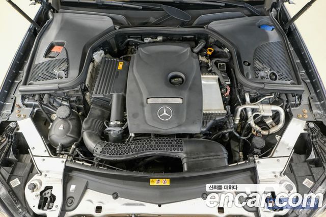 Mercedes-Benz E-Class 2019 — photo 6