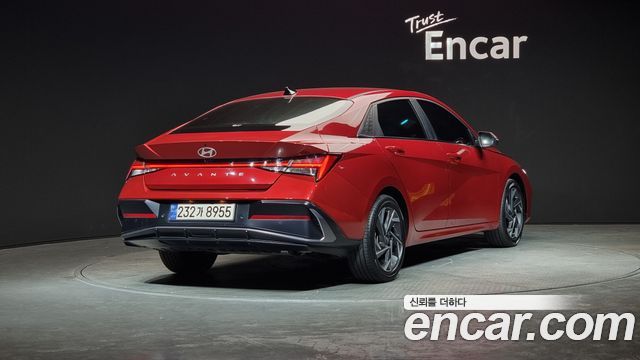 Hyundai AVANTE 2024 — photo 2
