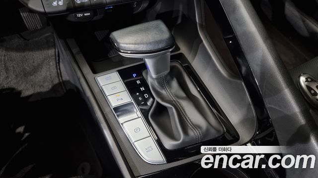 Hyundai AVANTE 2024 — photo 9