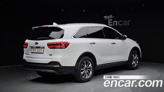 Kia Sorento 2017 — photo 2