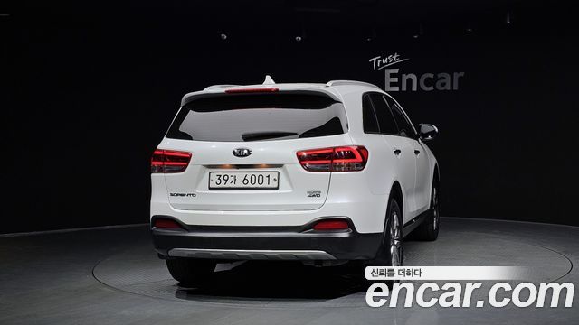 Kia Sorento 2017 — photo 4
