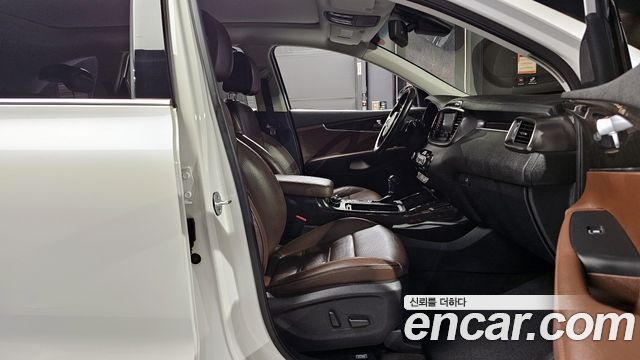Kia Sorento 2017 — photo 11