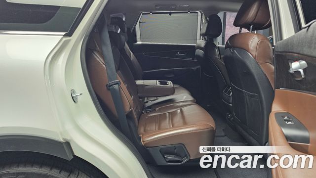 Kia Sorento 2017 — photo 12
