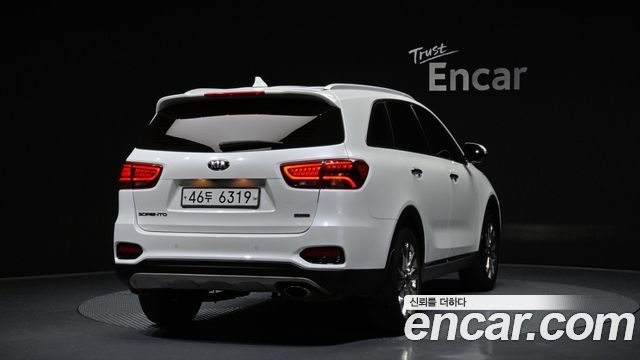 Kia Sorento 2018 — photo 2
