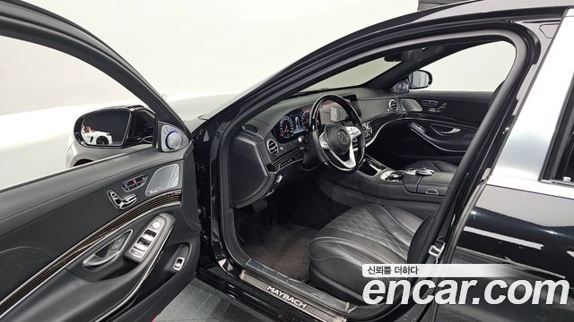 Mercedes-Benz S-Class 2018 — photo 11