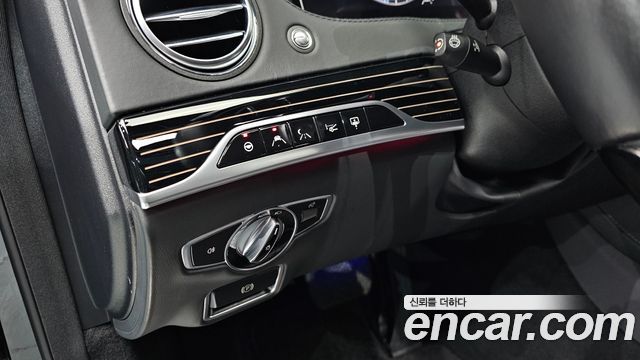 Mercedes-Benz S-Class 2018 — photo 12