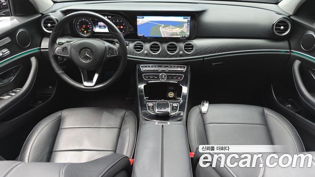 Mercedes-Benz E-Class 2018 — photo 7